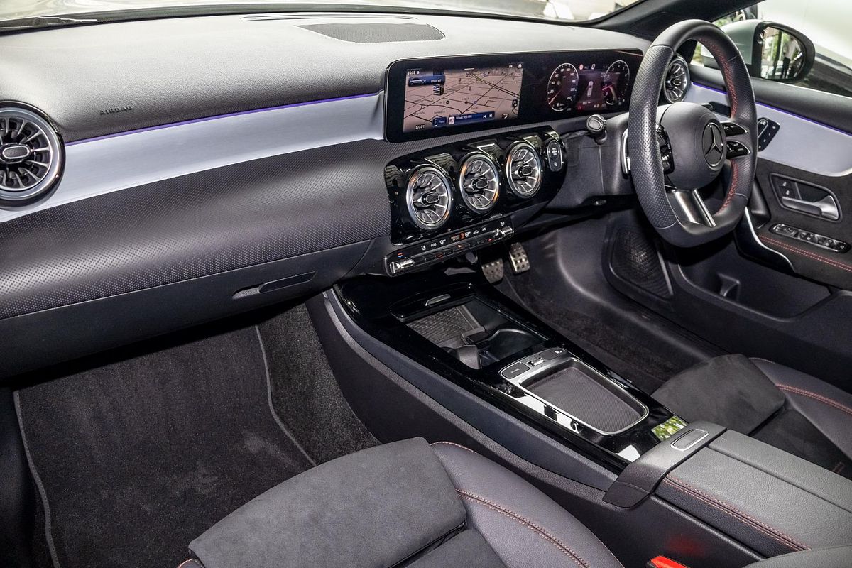 2024 Mercedes-Benz A-Class A200 W177
