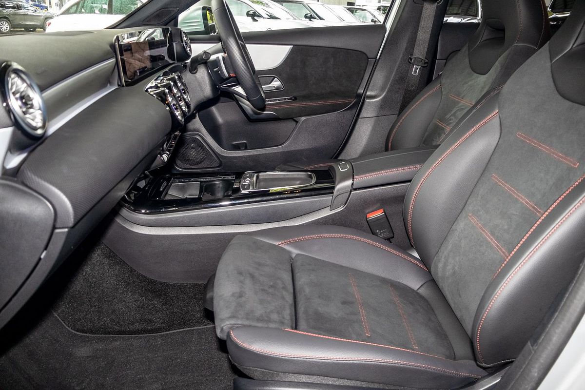 2024 Mercedes-Benz A-Class A200 W177