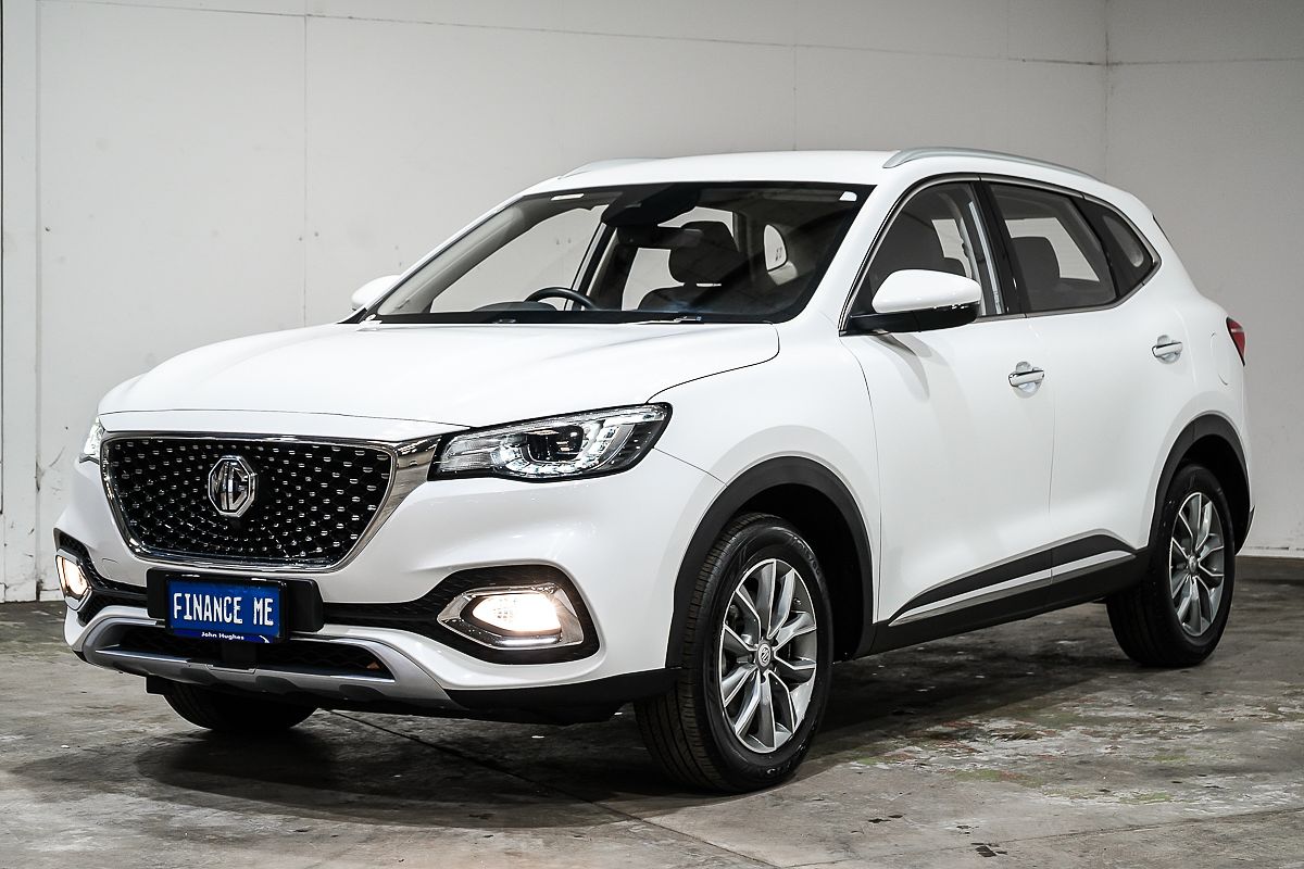2024 MG HS Vibe SAS23
