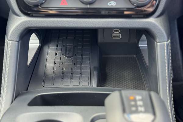 2025 Ford Everest Platinum 3.0L