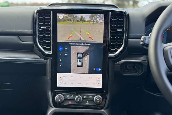 2025 Ford Everest Platinum 3.0L
