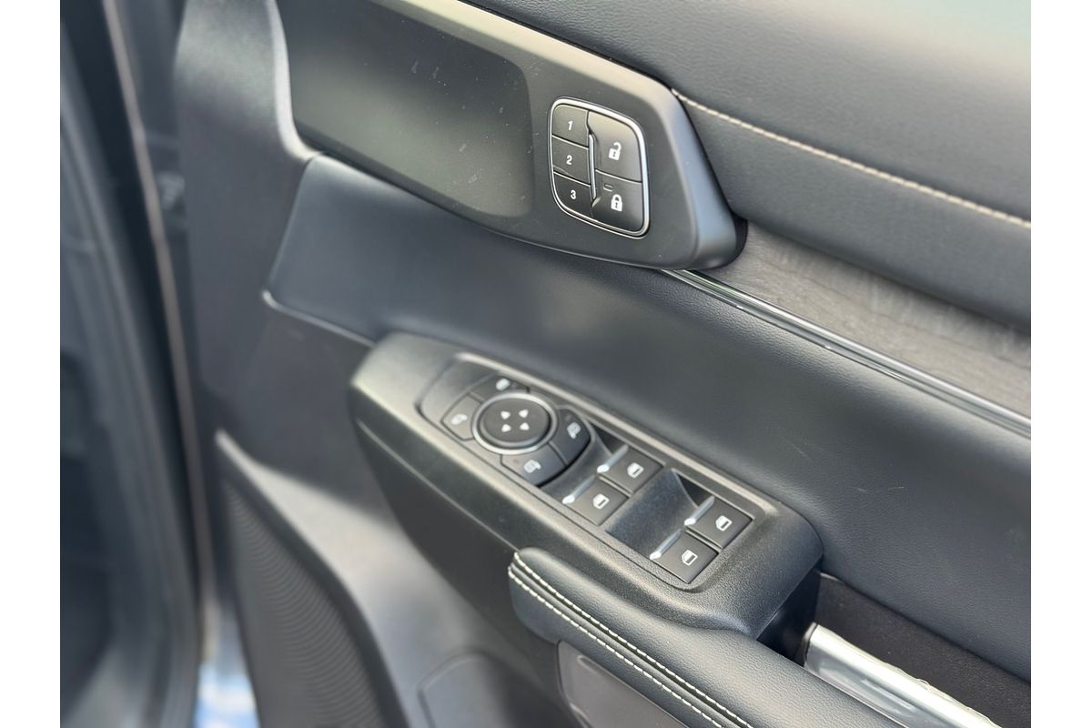 2025 Ford Everest Platinum 3.0L