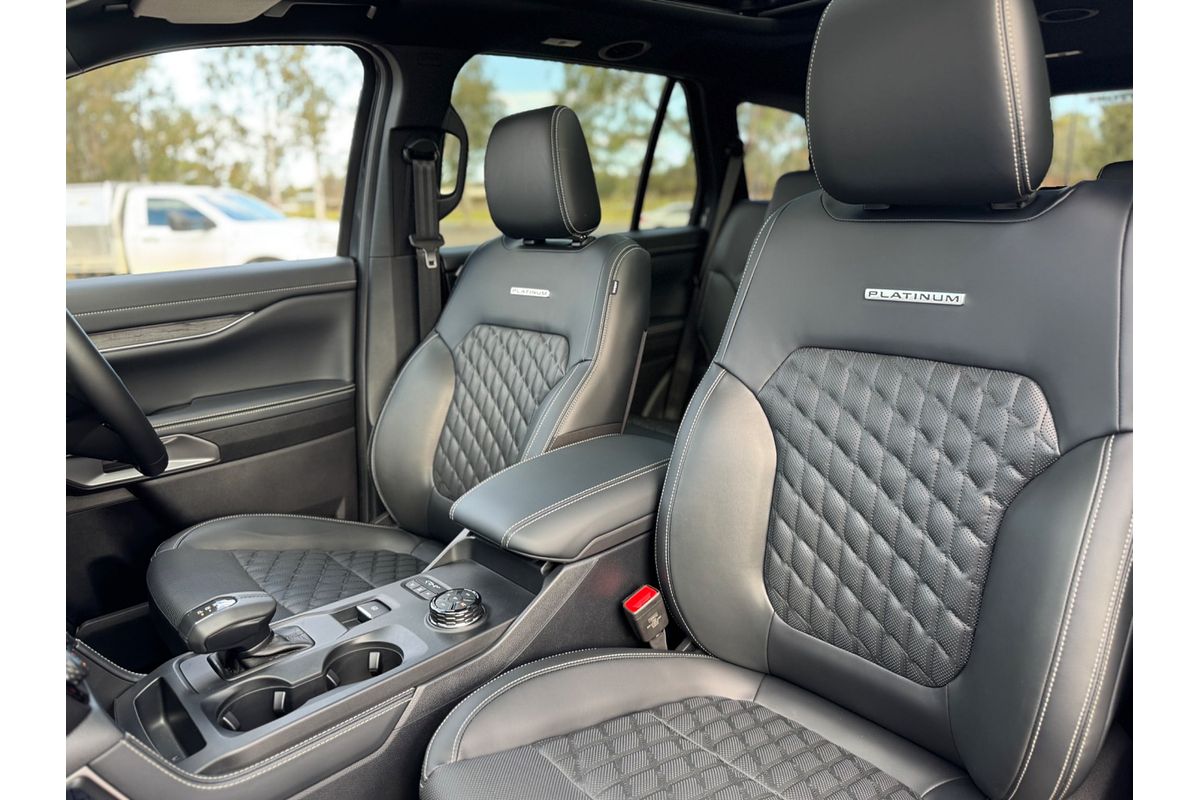 2025 Ford Everest Platinum 3.0L