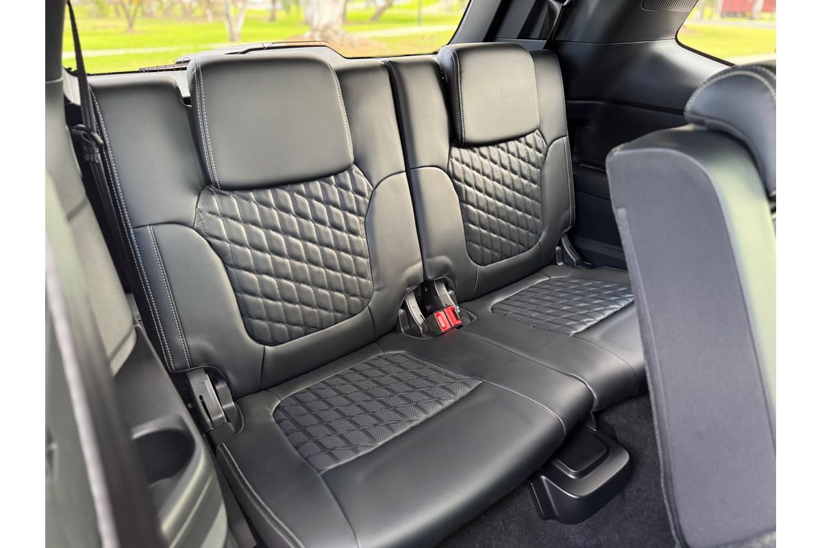 2025 Ford Everest Platinum 3.0L