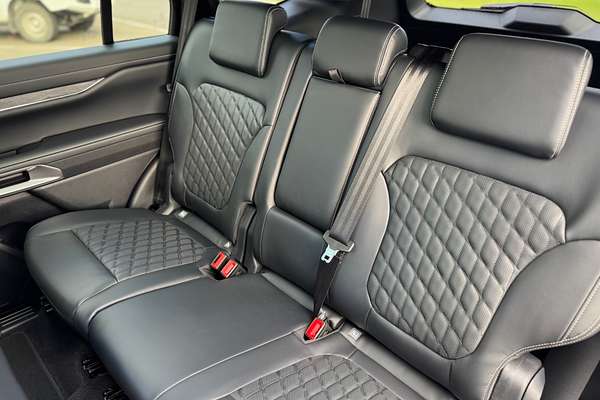 2025 Ford Everest Platinum 3.0L