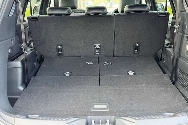 2025 Ford Everest Platinum 3.0L