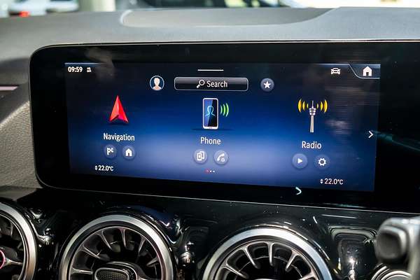 2025 Mercedes-Benz GLA-Class GLA200 H247