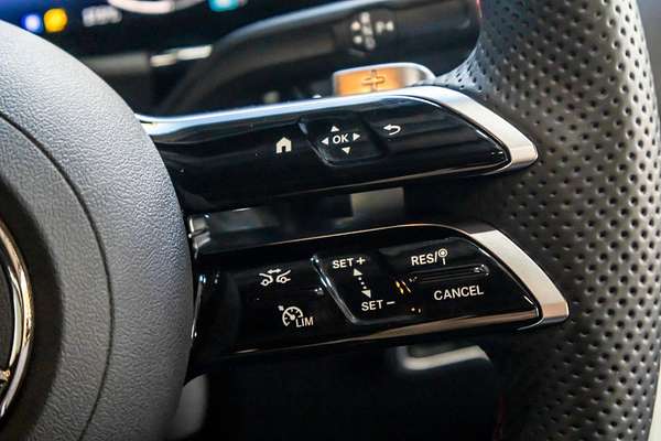 2025 Mercedes-Benz GLA-Class GLA200 H247