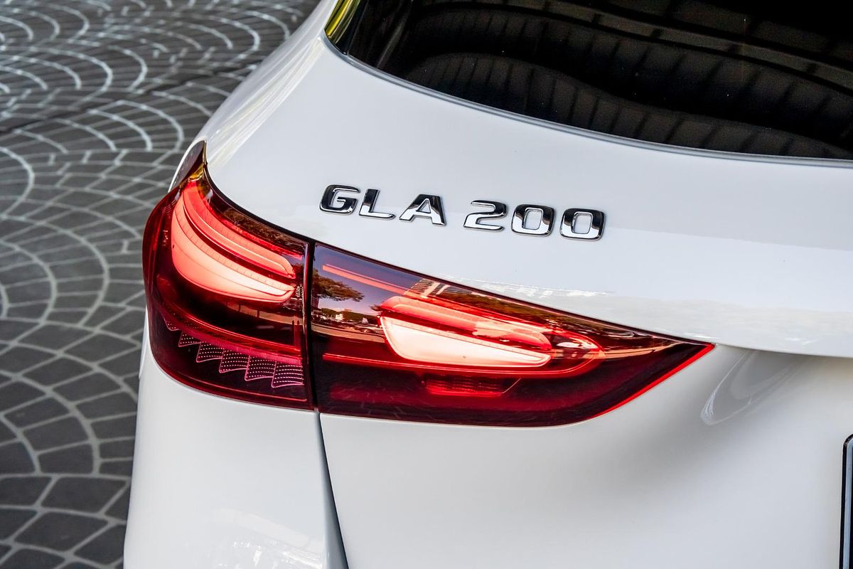 2025 Mercedes-Benz GLA-Class GLA200 H247