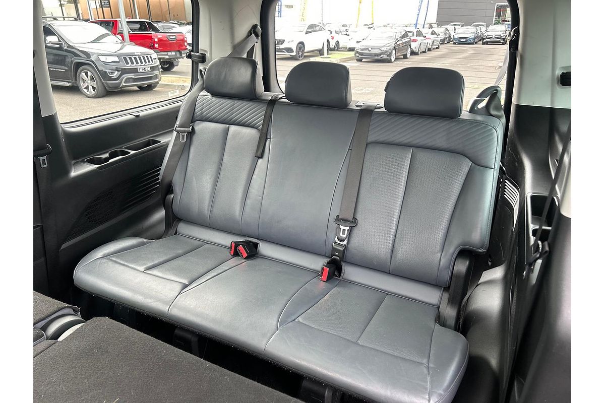 2021 Hyundai STARIA Highlander US4.V1