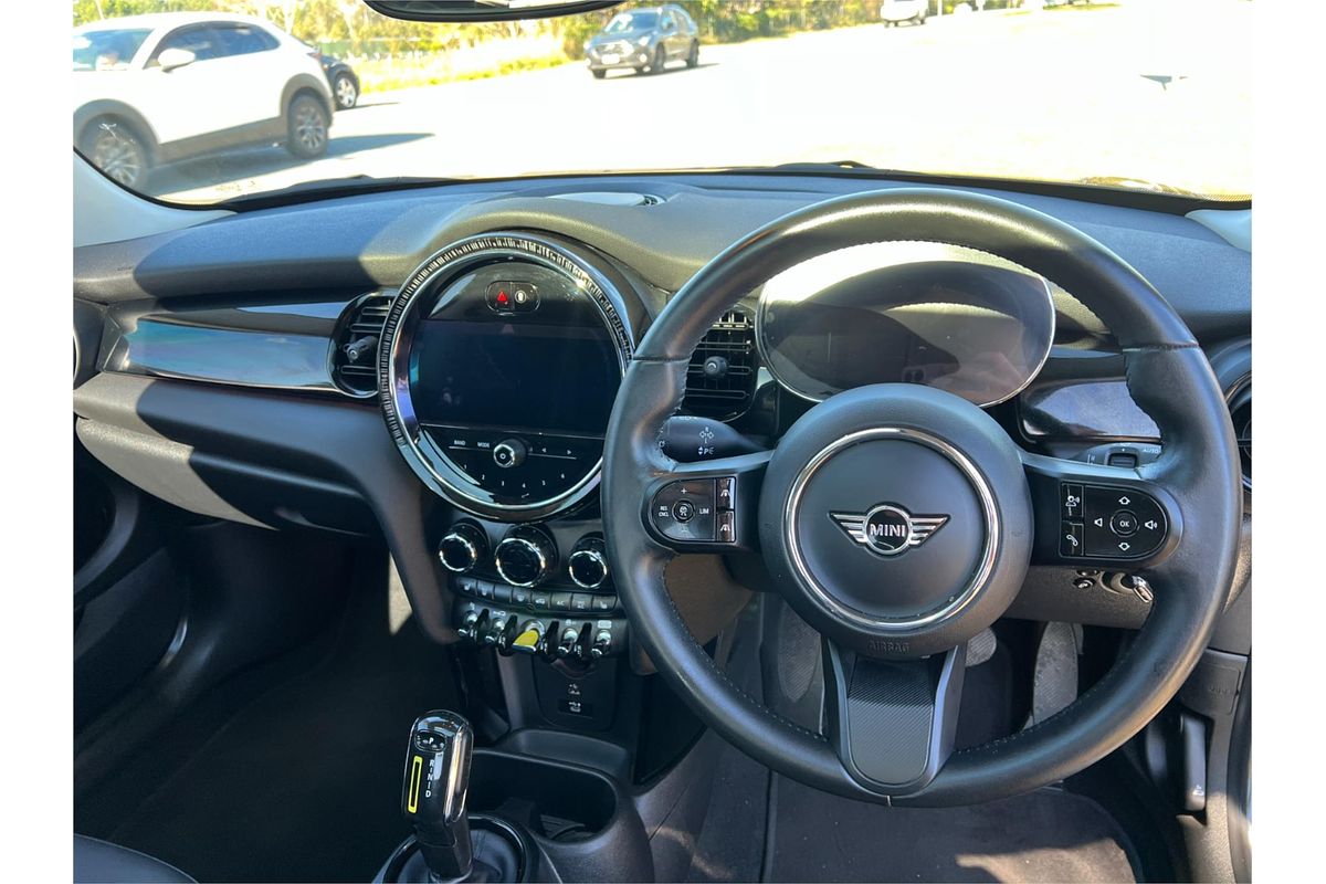 2021 MINI Hatch Cooper SE Classic F56 LCI-2