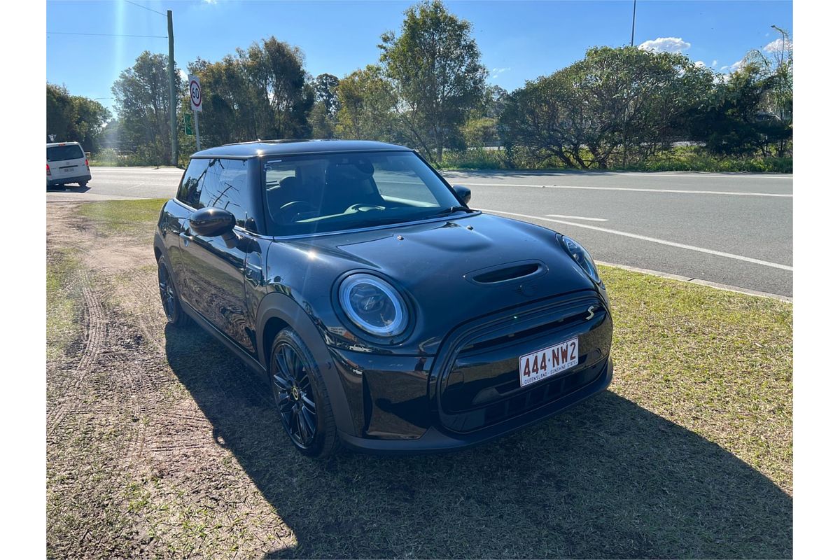2021 MINI Hatch Cooper SE Classic F56 LCI-2