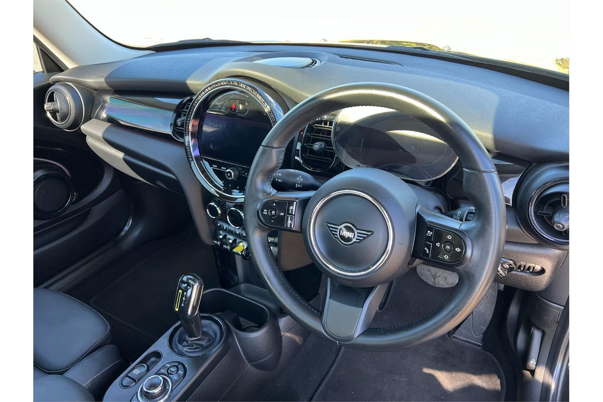 2021 MINI Hatch Cooper SE Classic F56 LCI-2