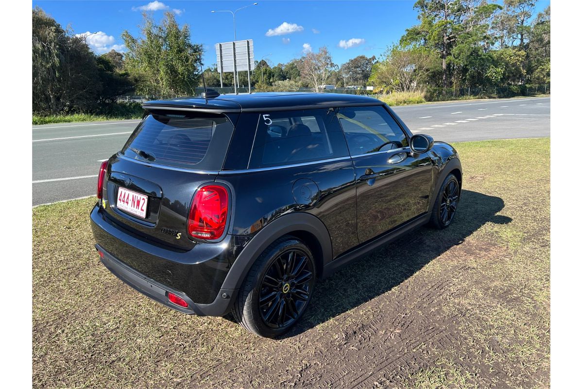 2021 MINI Hatch Cooper SE Classic F56 LCI-2