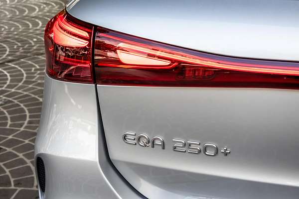 2024 Mercedes-Benz EQA EQA250+ H243