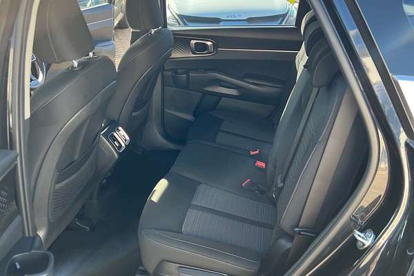 2022 Kia Sorento Sport MQ4