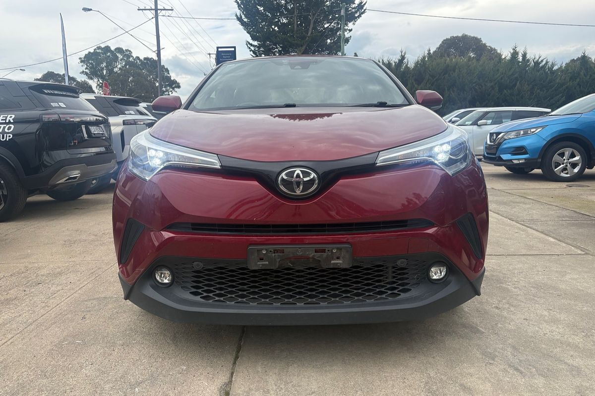 2017 Toyota C-HR NGX50R