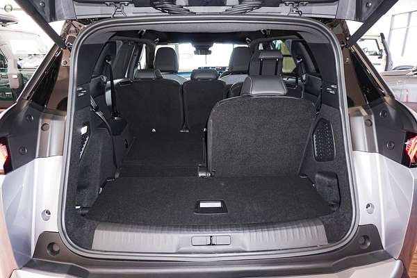 2025 Peugeot 5008 GT Premium Hybrid P74