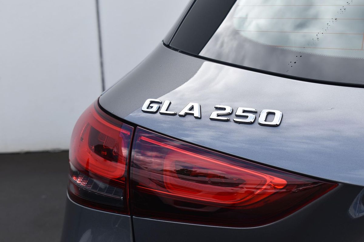 2022 Mercedes-Benz GLA-Class GLA250 H247
