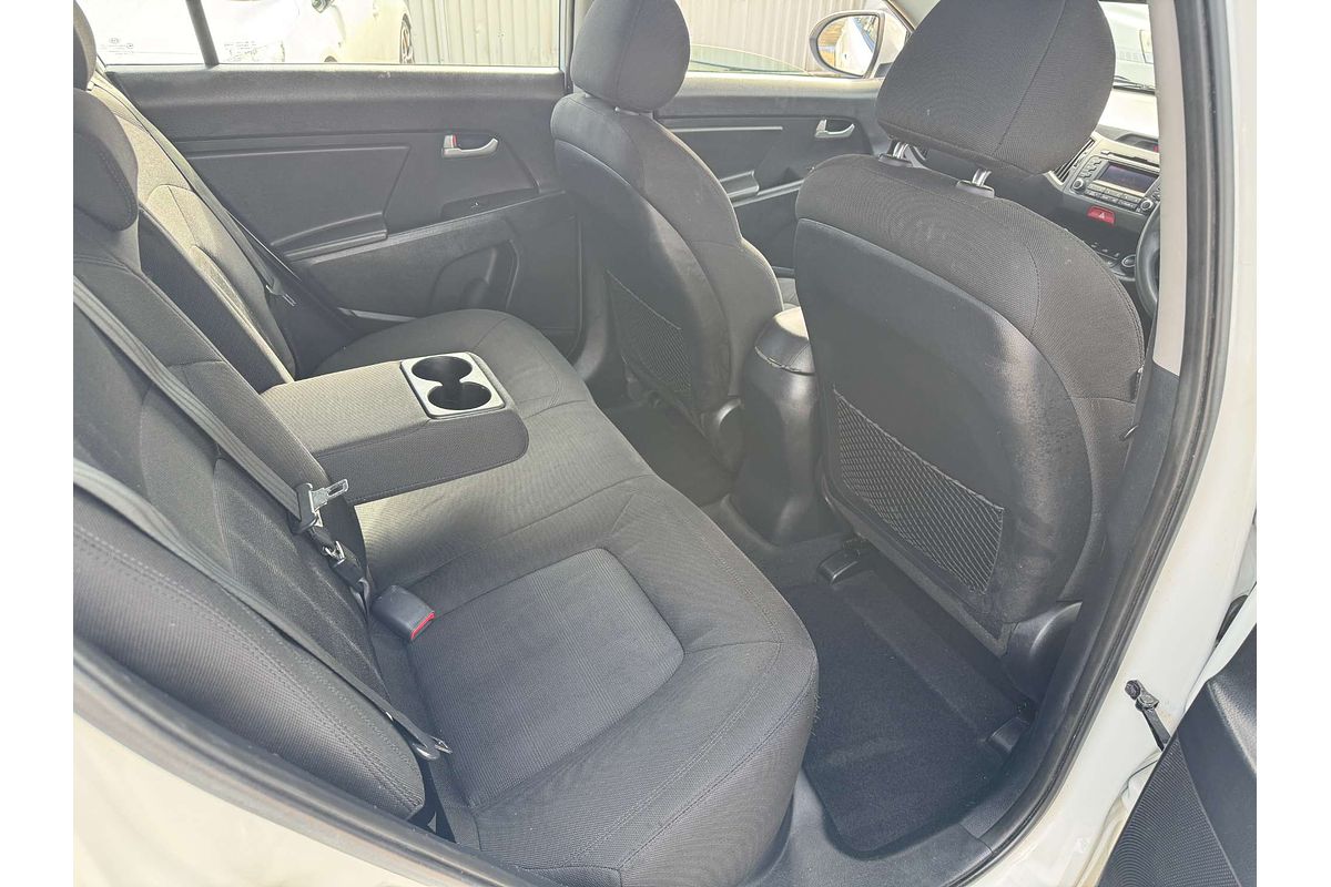 2010 Kia Sportage LX KM2