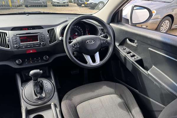 2010 Kia Sportage LX KM2
