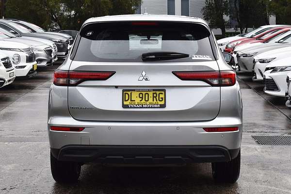 2024 Mitsubishi Outlander ES ZM