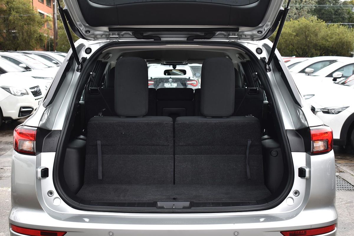 2024 Mitsubishi Outlander ES ZM