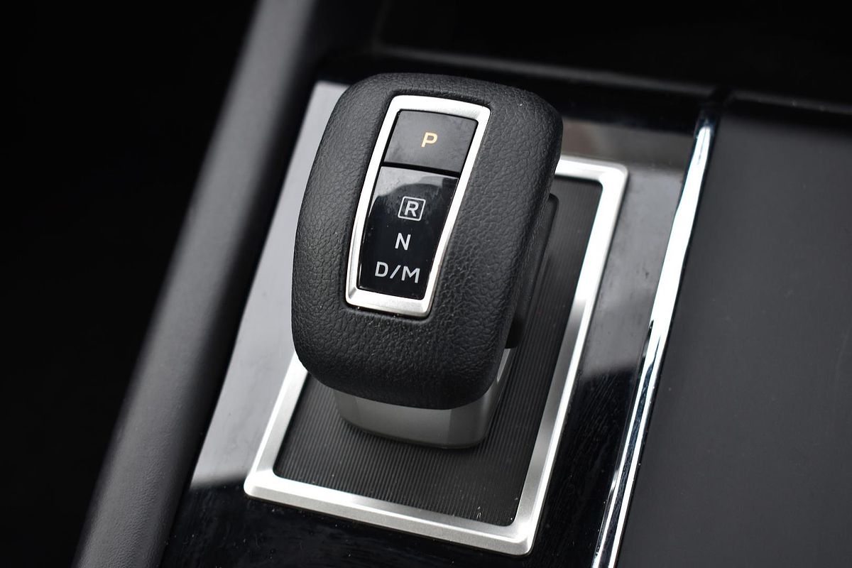 2024 Mitsubishi Outlander ES ZM