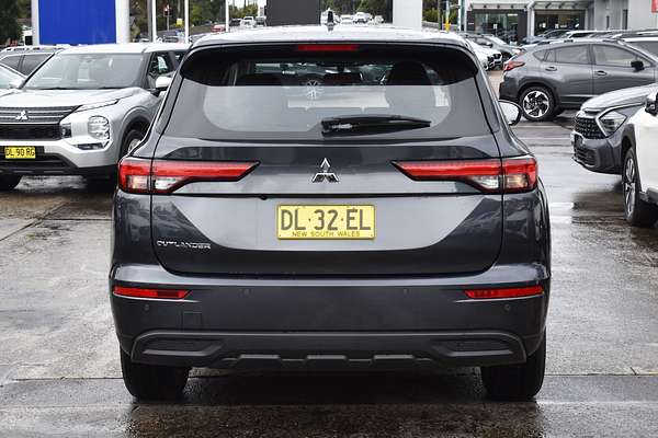 2024 Mitsubishi Outlander ES ZM