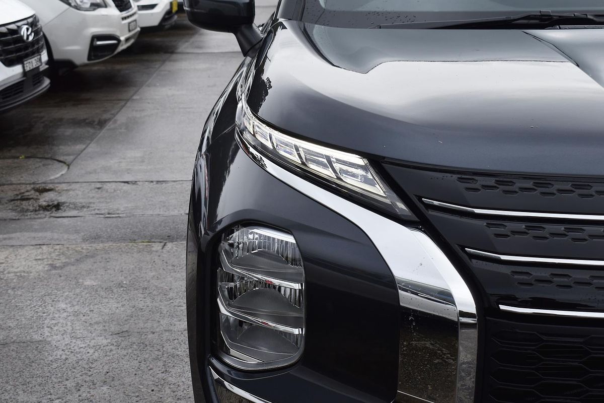 2024 Mitsubishi Outlander ES ZM