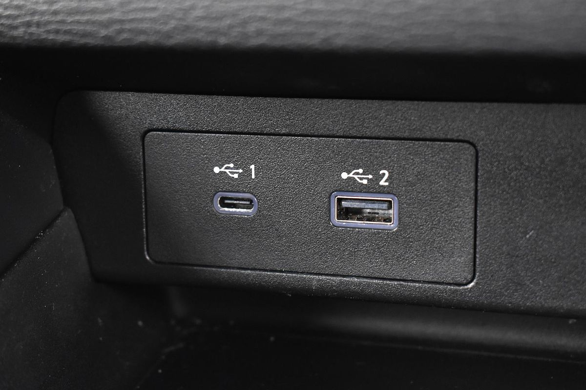 2024 Mitsubishi Outlander ES ZM