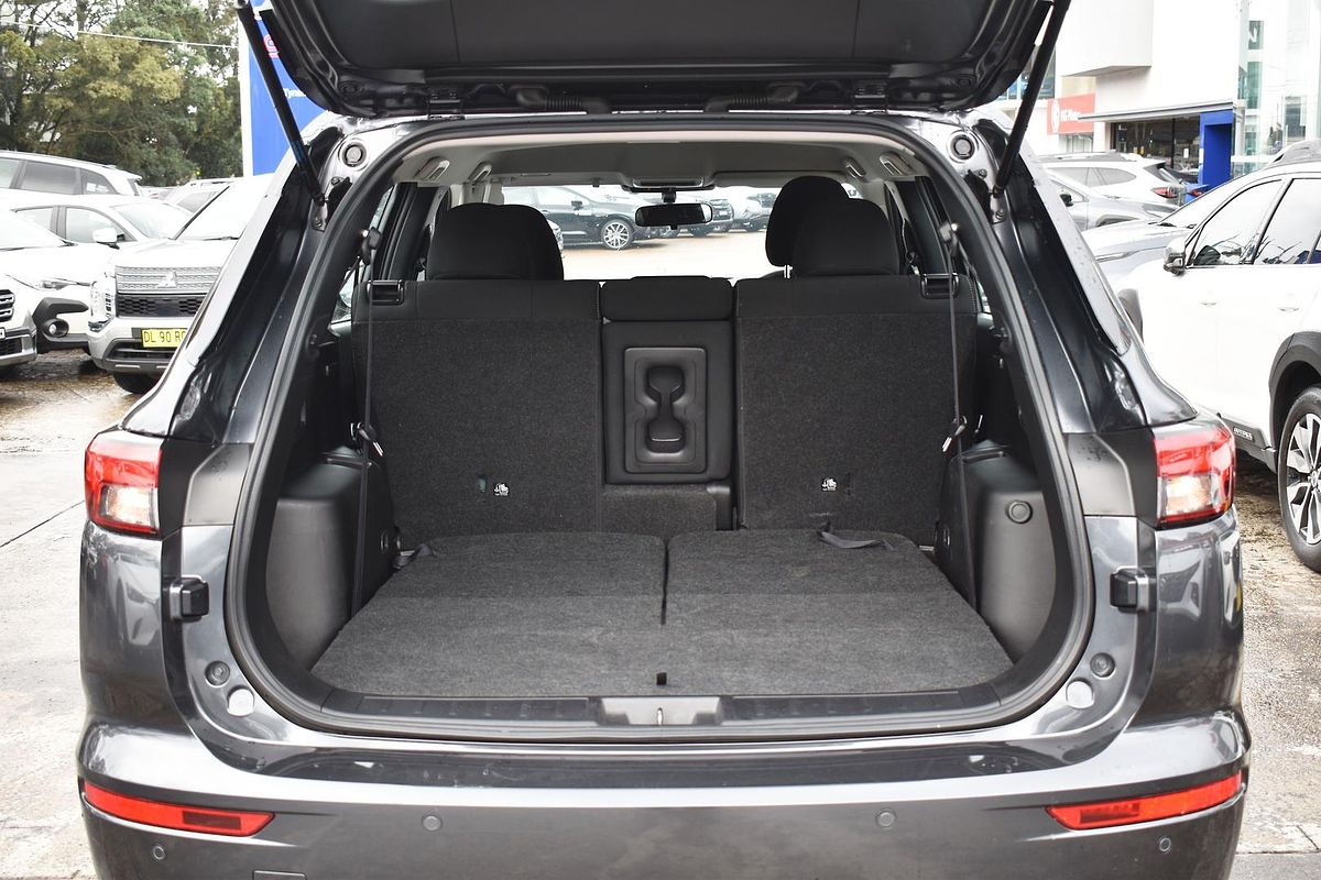 2024 Mitsubishi Outlander ES ZM