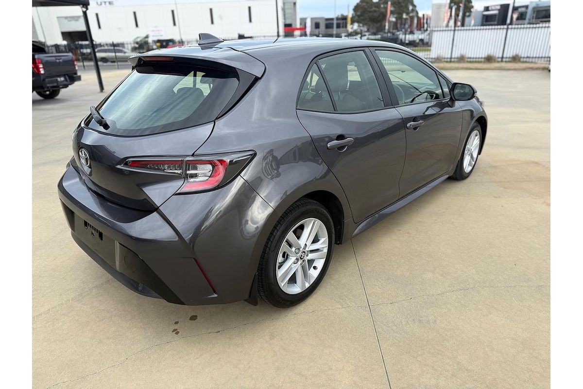 2021 Toyota Corolla Ascent Sport MZEA12R