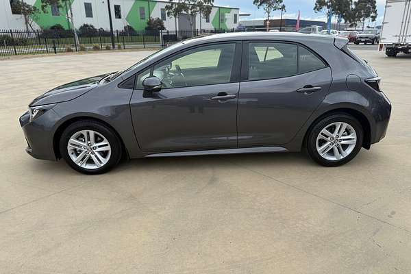 2021 Toyota Corolla Ascent Sport MZEA12R