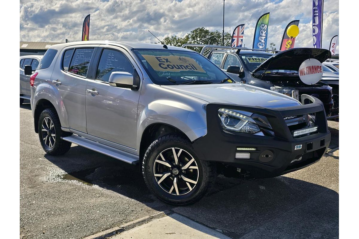 2018 Isuzu MU-X LS-M