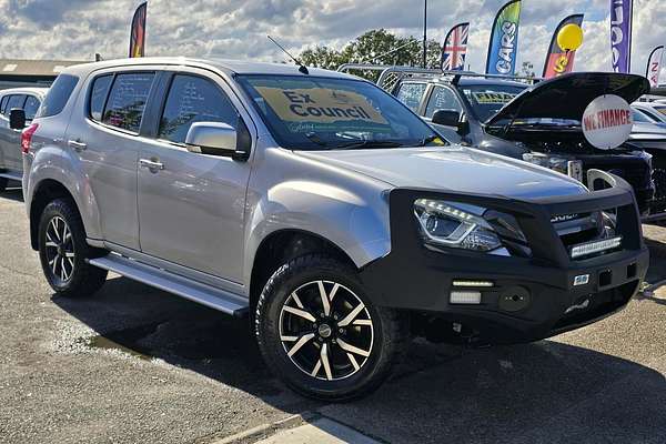 2018 Isuzu MU-X LS-M