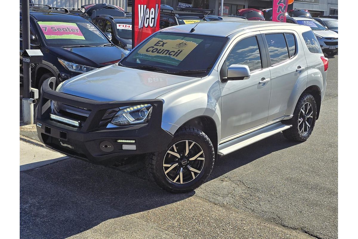 2018 Isuzu MU-X LS-M