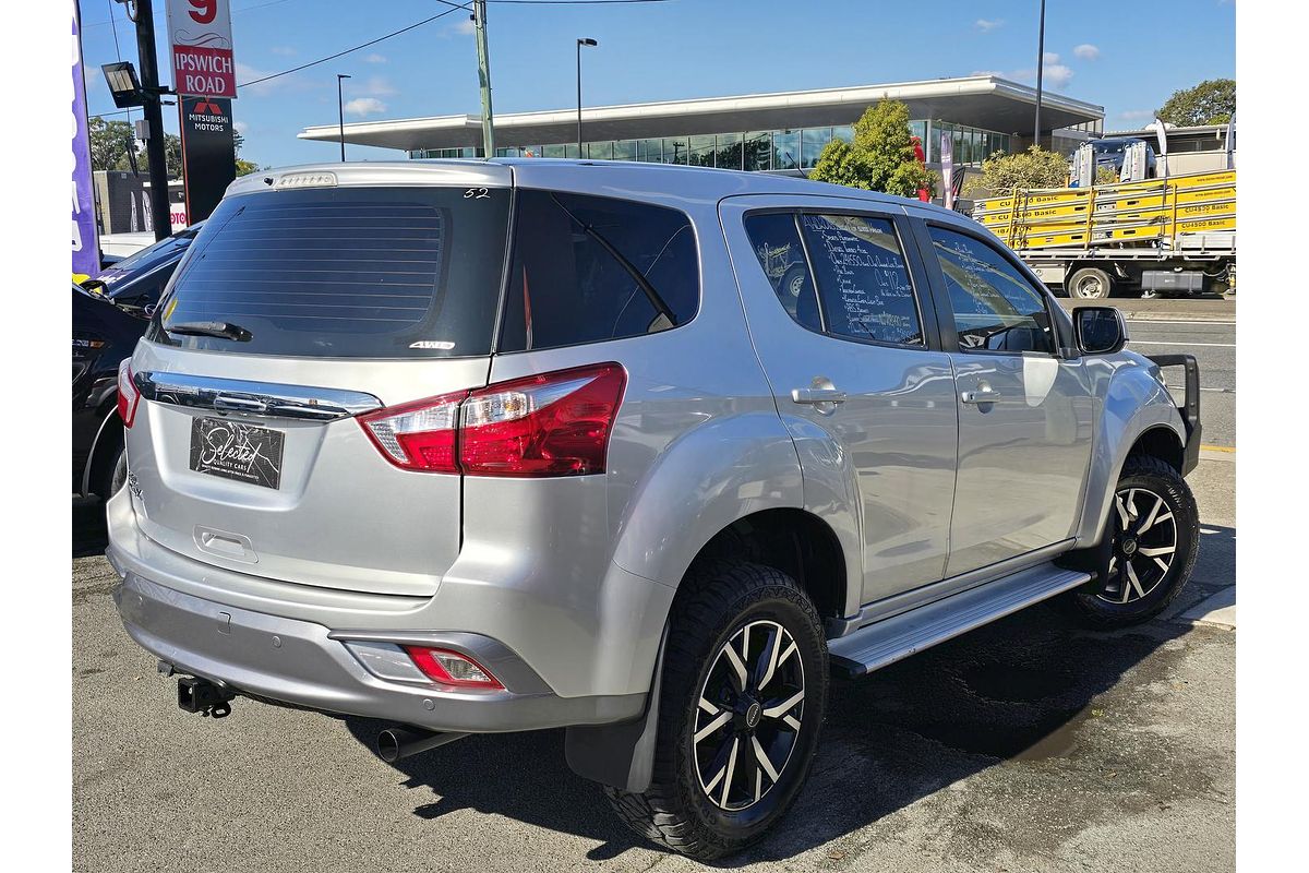 2018 Isuzu MU-X LS-M