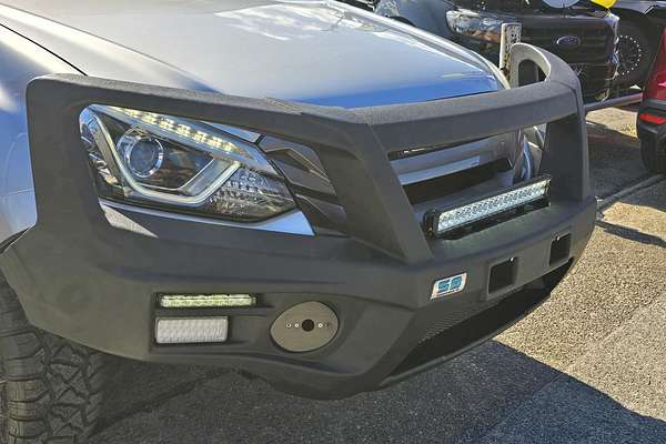 2018 Isuzu MU-X LS-M