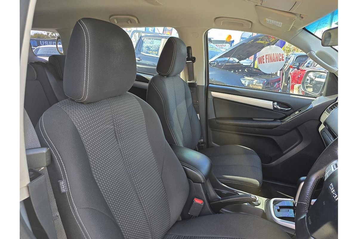 2018 Isuzu MU-X LS-M