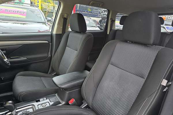 2017 Mitsubishi Outlander LS ZK