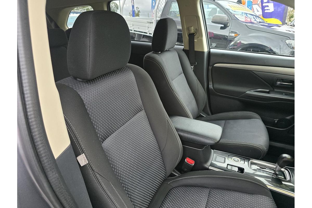 2017 Mitsubishi Outlander LS ZK