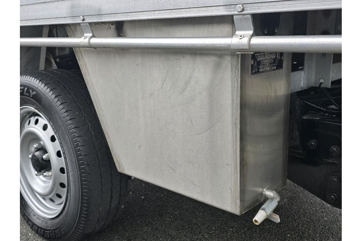 2013 Toyota Hilux SR KUN16R Rear Wheel Drive