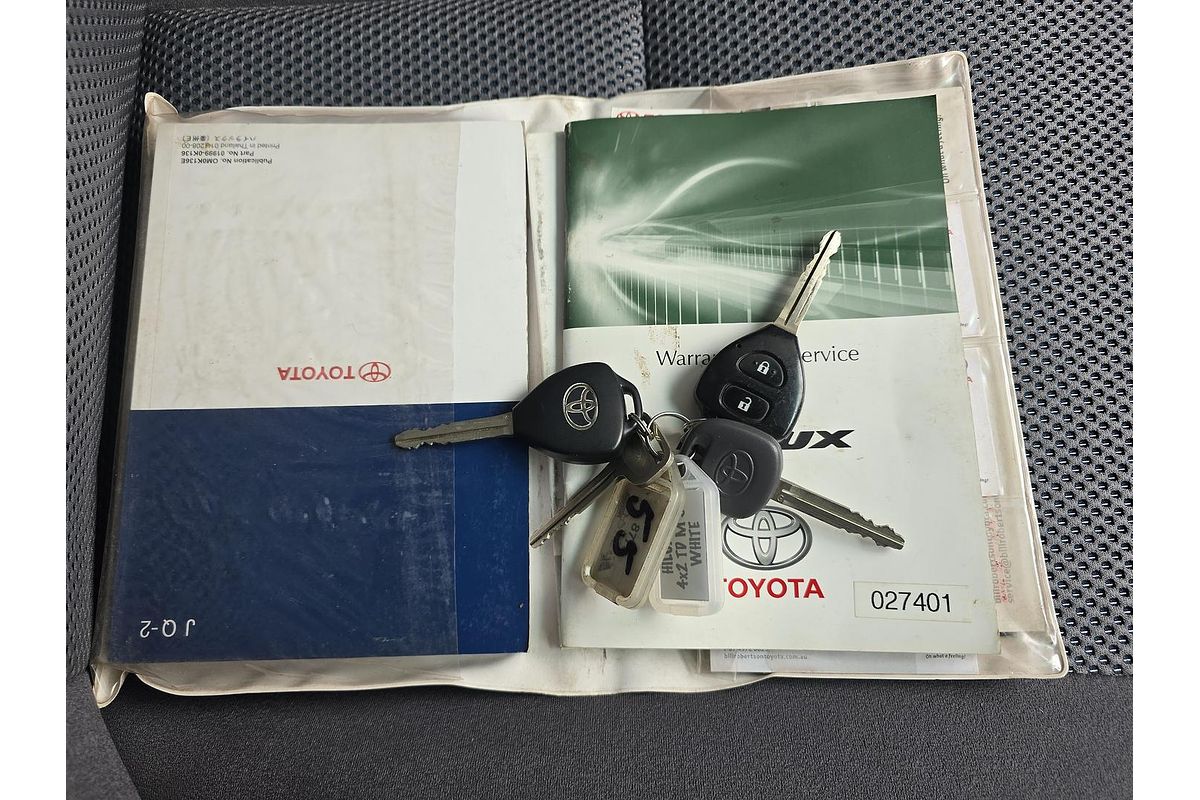 2013 Toyota Hilux SR KUN16R Rear Wheel Drive