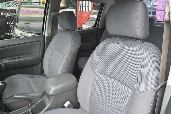 2013 Toyota Hilux SR KUN16R Rear Wheel Drive