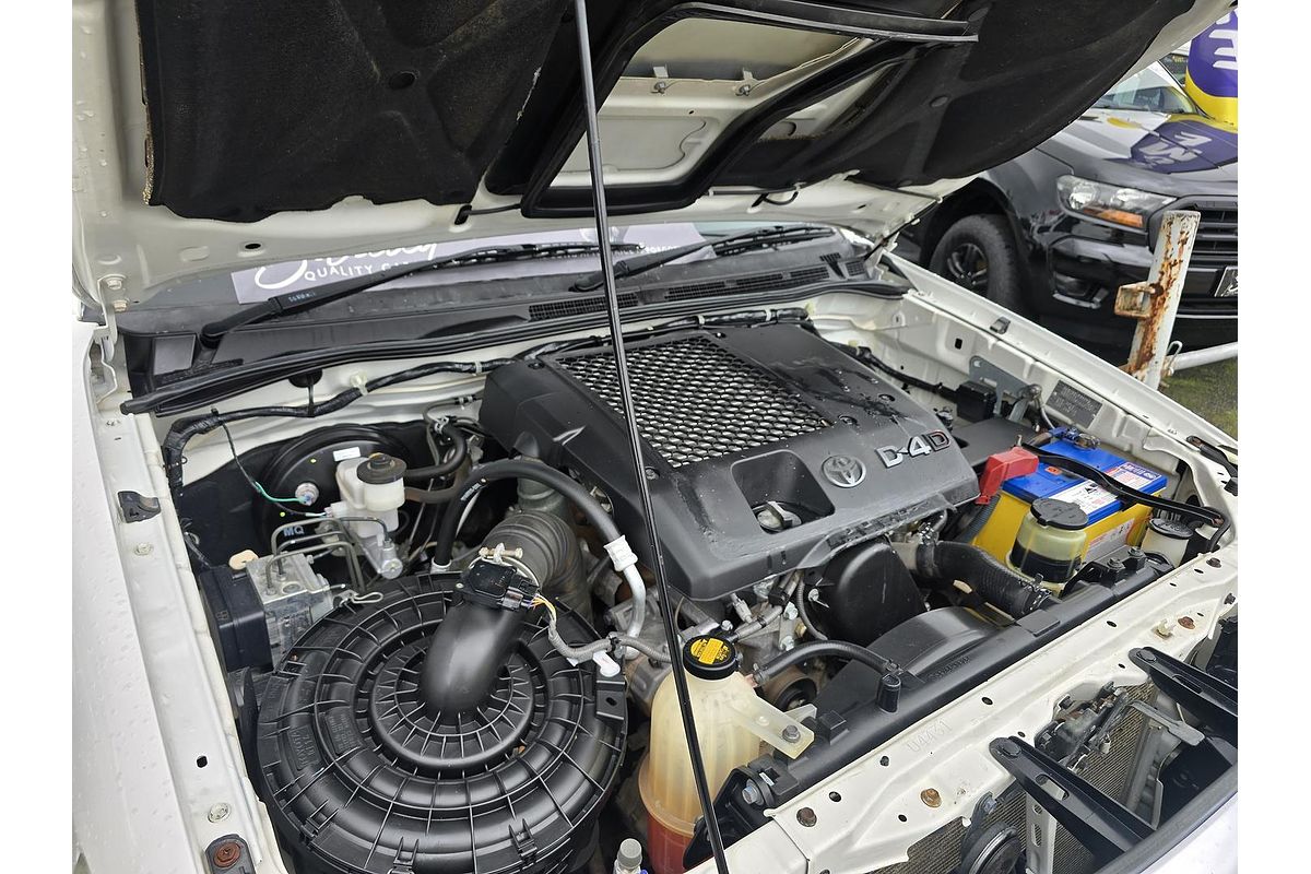 2013 Toyota Hilux SR KUN16R Rear Wheel Drive