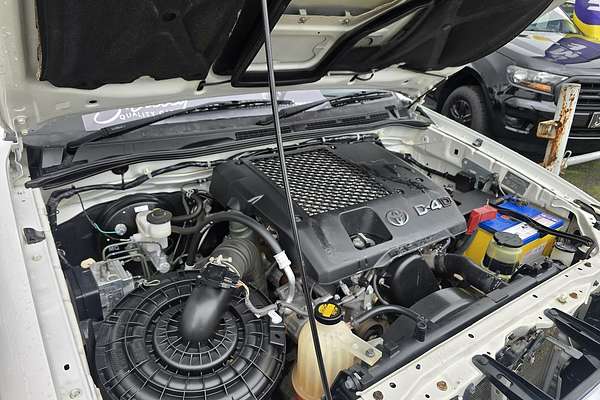 2013 Toyota Hilux SR KUN16R Rear Wheel Drive