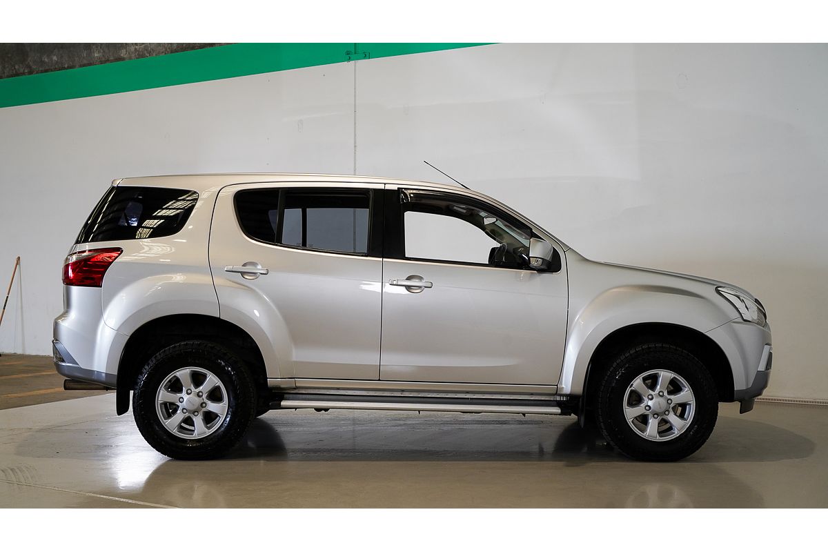2021 Isuzu MU-X LS-M