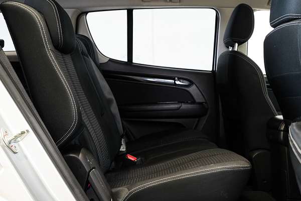 2021 Isuzu MU-X LS-M