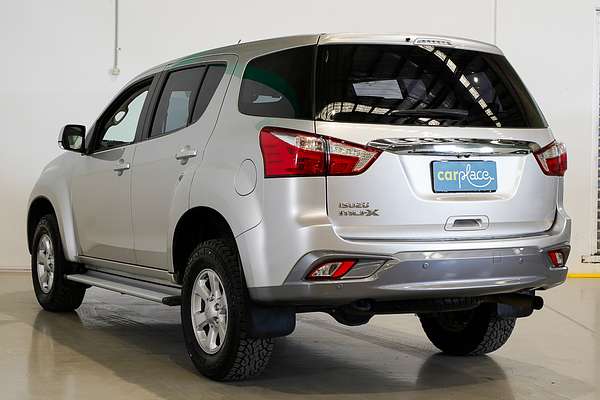 2021 Isuzu MU-X LS-M